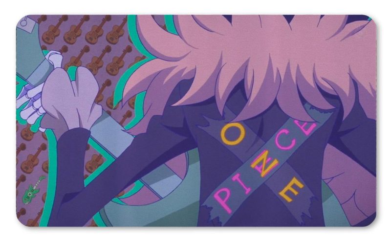 Tapete de Brook de One Piece de espaldas tocando la guitarra con estética psicodélica y colores neón impreso por QuintaProjects.